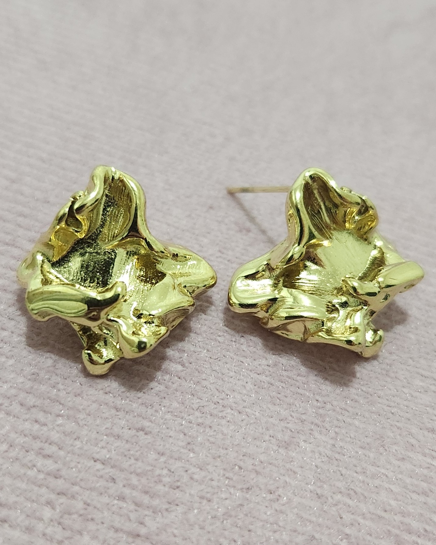 Boucle d'oreille Pépite