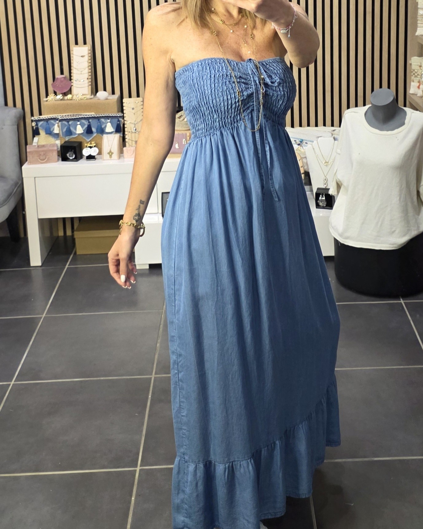 Robe Lydie