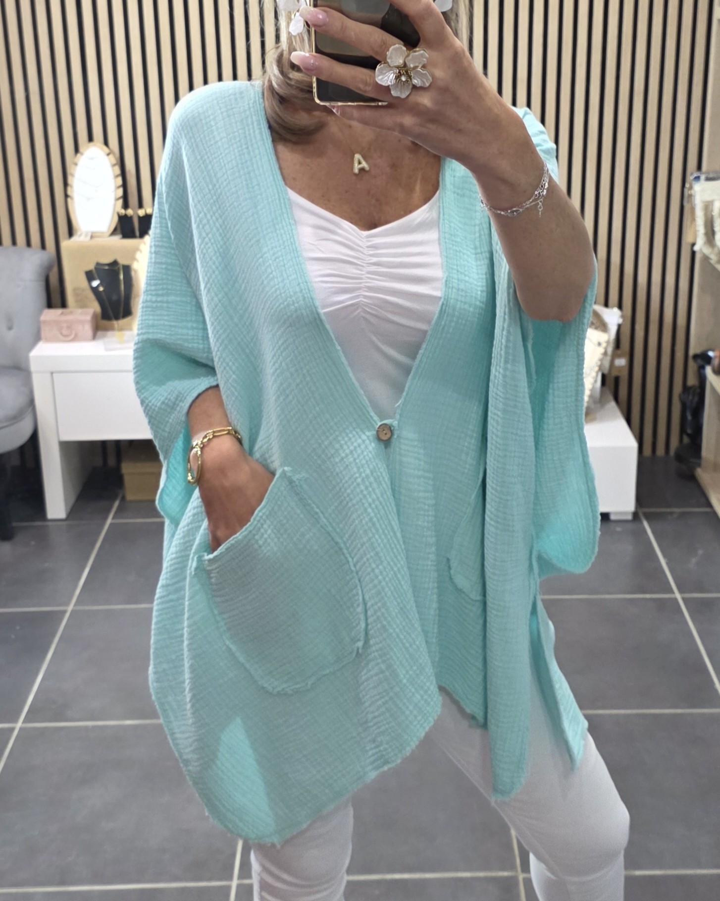 Poncho Gabrielle